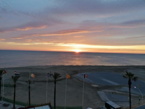 Studio Cosy Climatise Vue Mer Canet Plage 3Etoiles מראה חיצוני תמונה